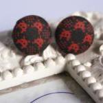 Space Invaders button cover..